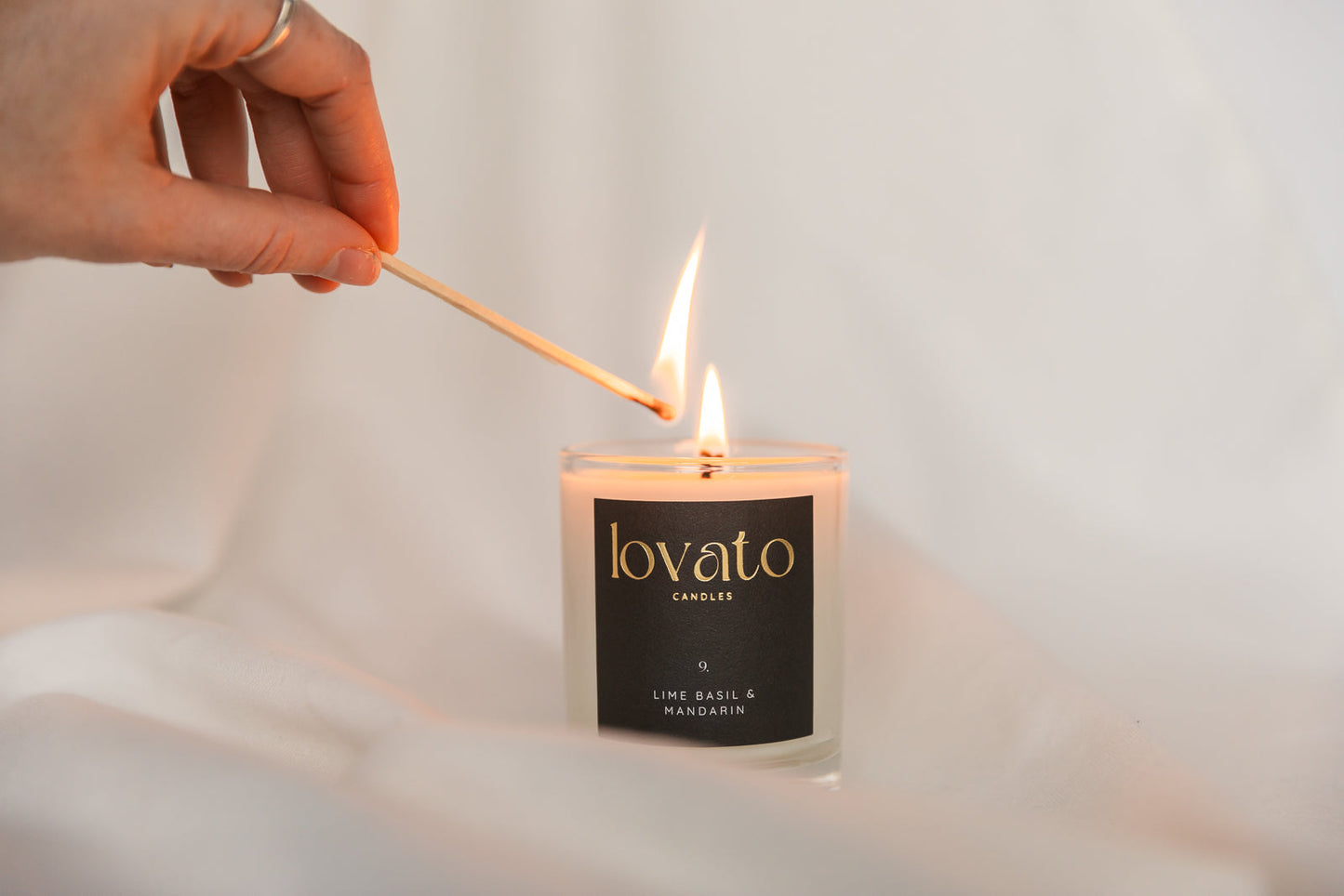 Luxury Scented Medium Soy Candle - Mandarin & Sandalwood