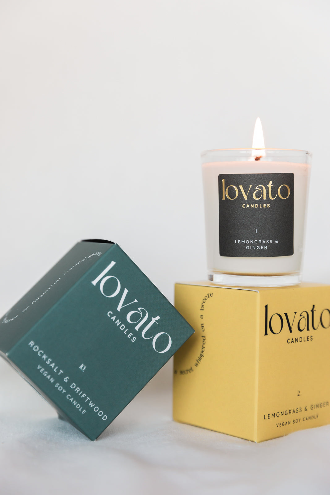 Luxury Scented Medium Soy Candle - Rocksalt & Driftwood