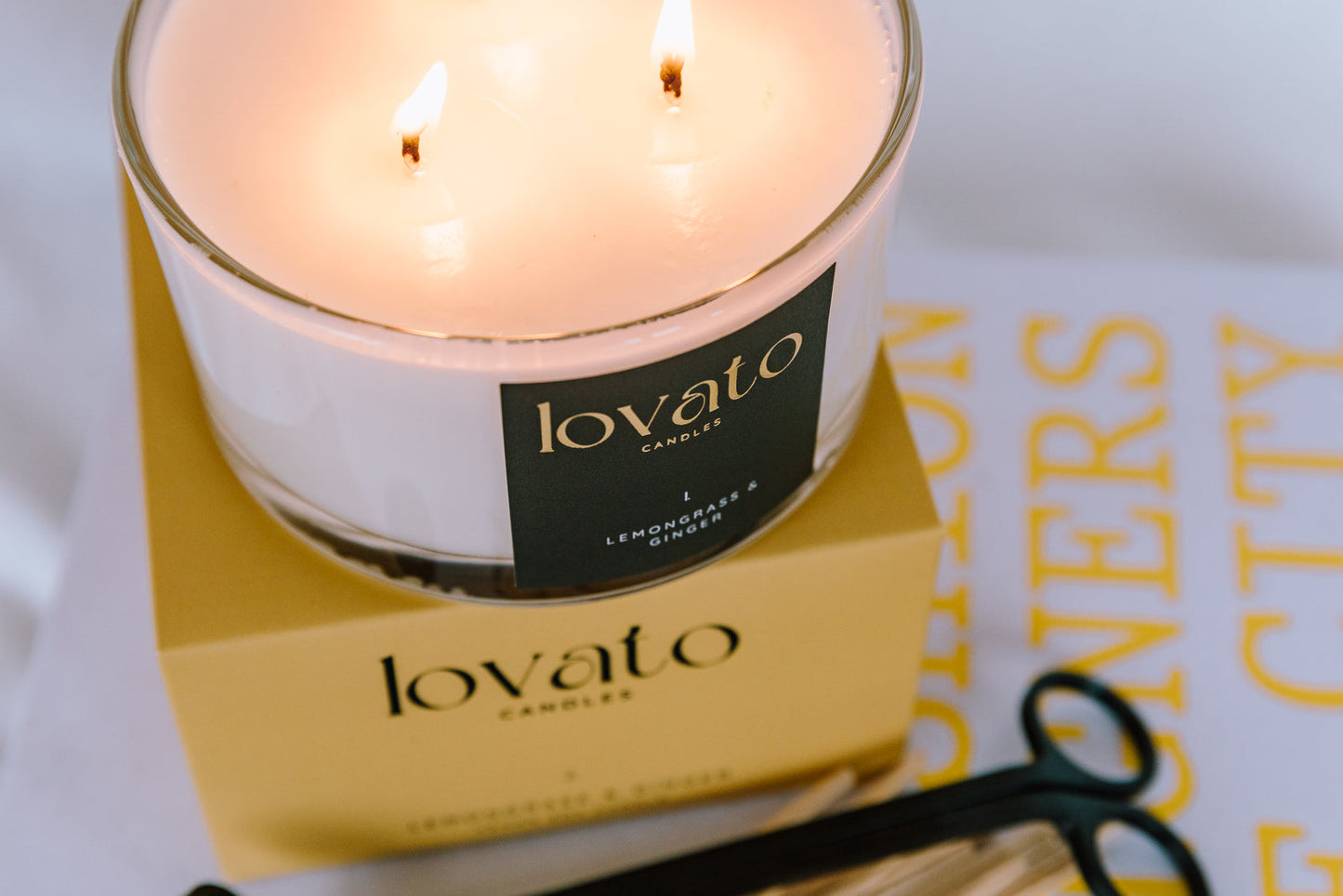 Luxury Scented Soy 3-Wick Candle - Peony & Oud