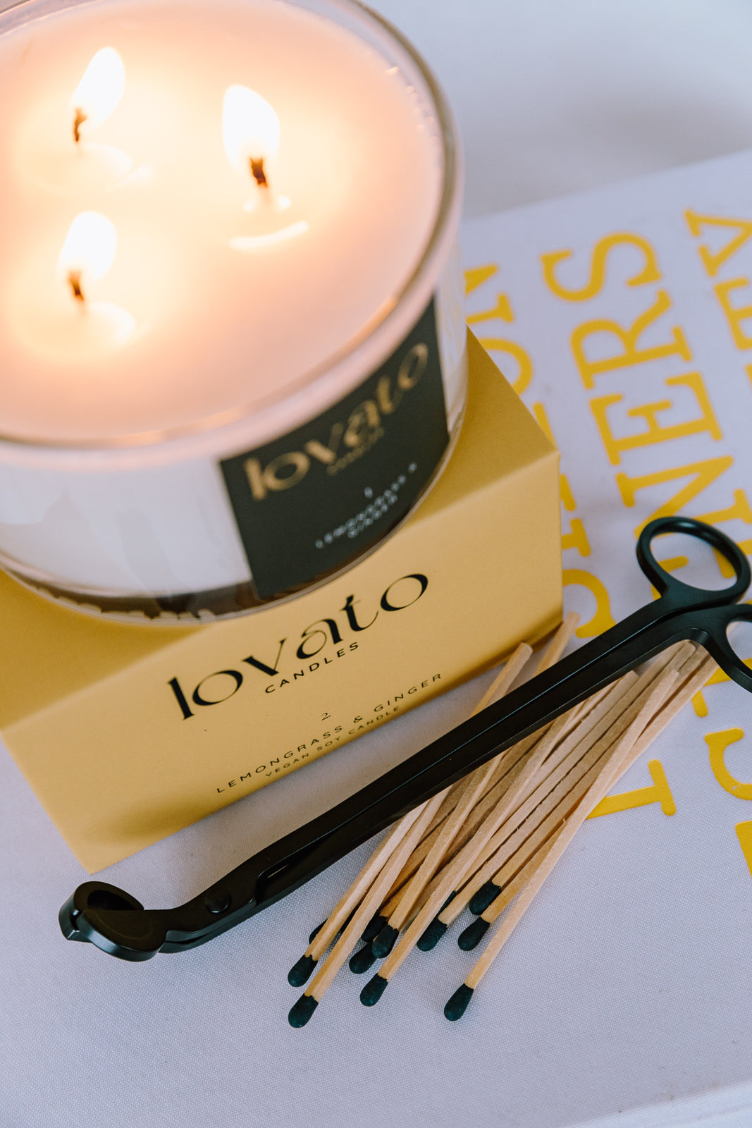 Luxury Scented Soy 3-Wick Candle - Lemongrass & Ginger