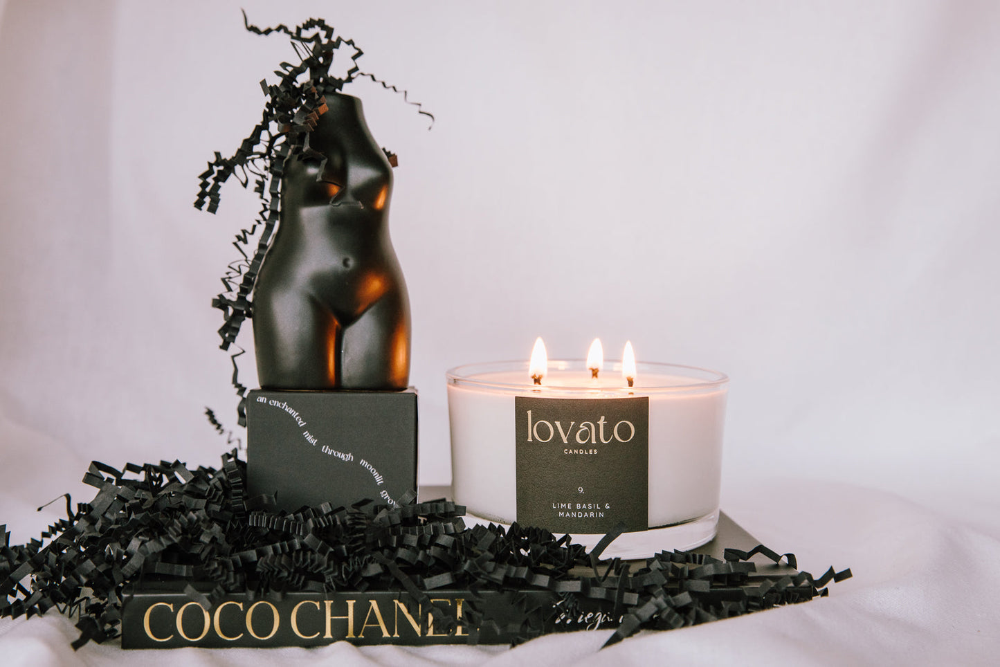 Luxury Scented Soy 3-Wick Candle - Black Plum & Rhubarb