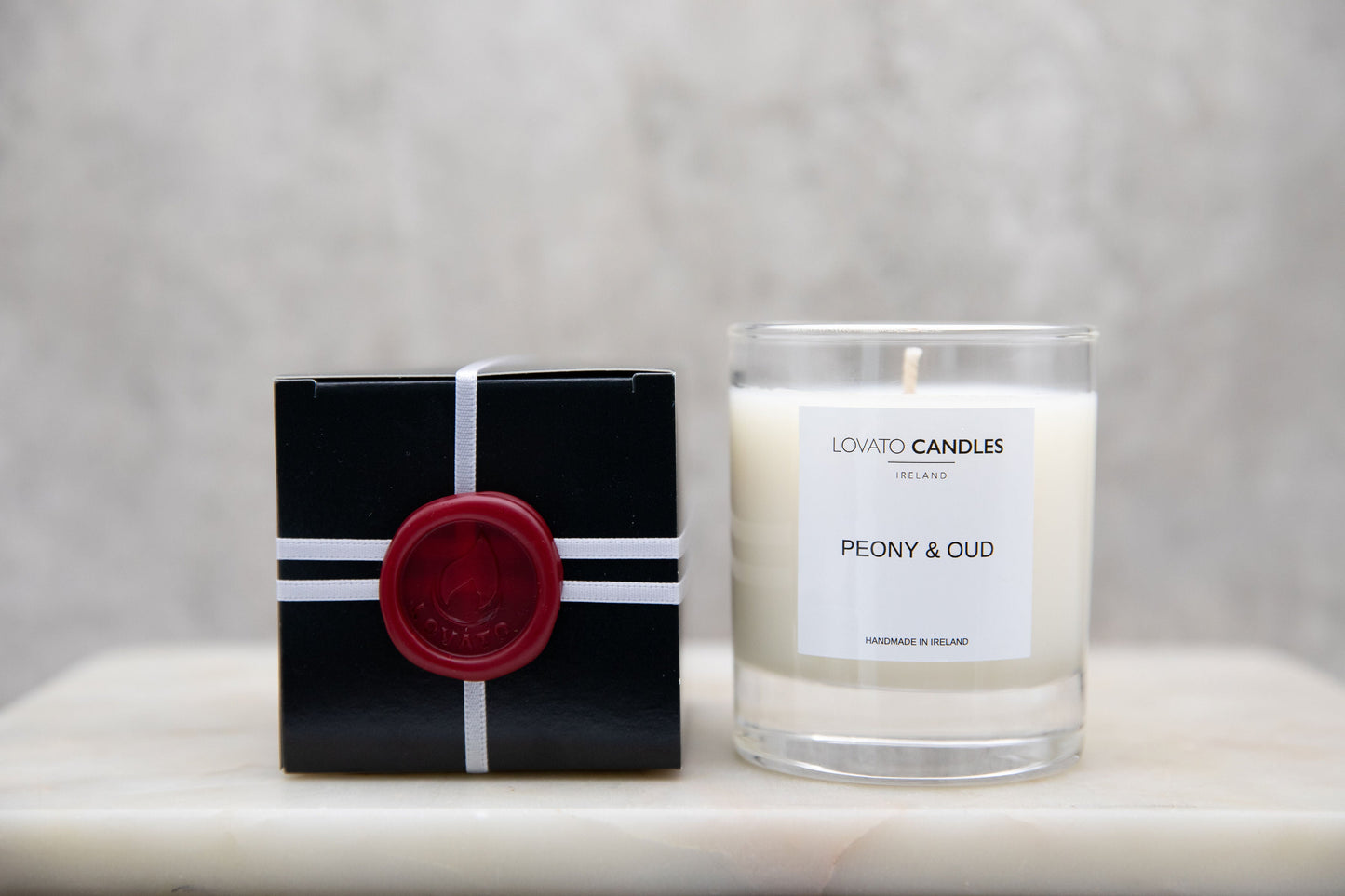 Clear Scented Candle with Luxury Black Box - Peony & Oud